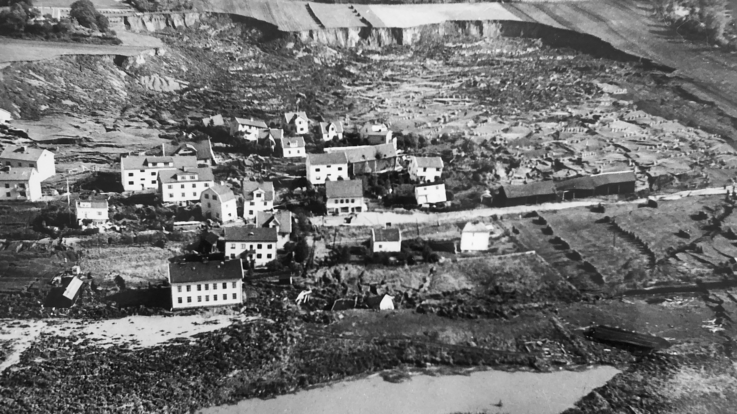 Flygbild över skredet i Surte 1950